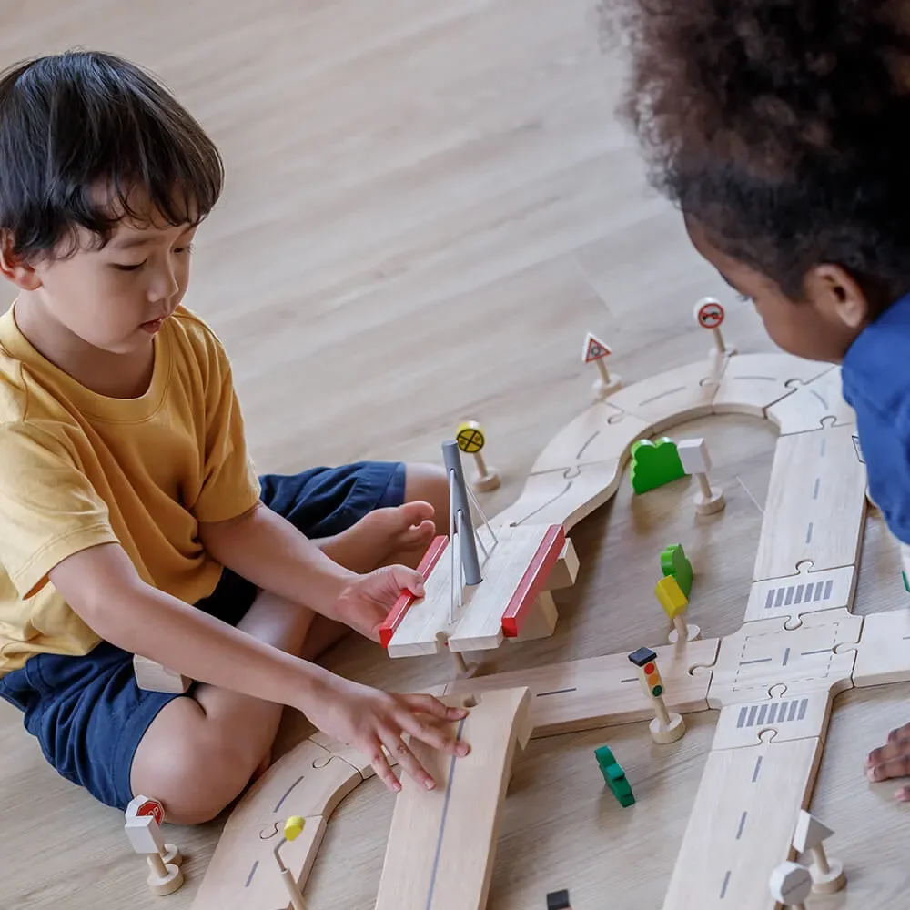 Plan-Toys-Strassensystem-Holz-458593_5.jpg