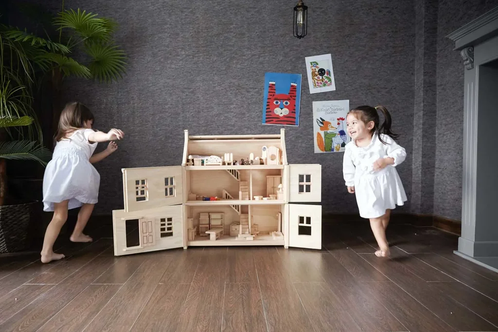Plan-Toys-Puppenhaus-viktorianisch-Holz-natur-457836_2.jpg