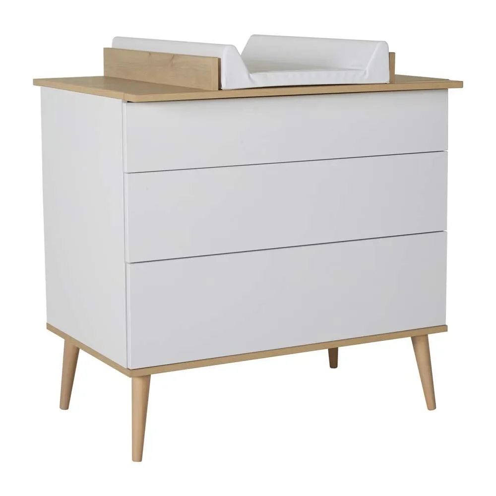 Quax-Wickelaufsatz-fuer-Kommode-Flow-weiss-465870_1.jpg