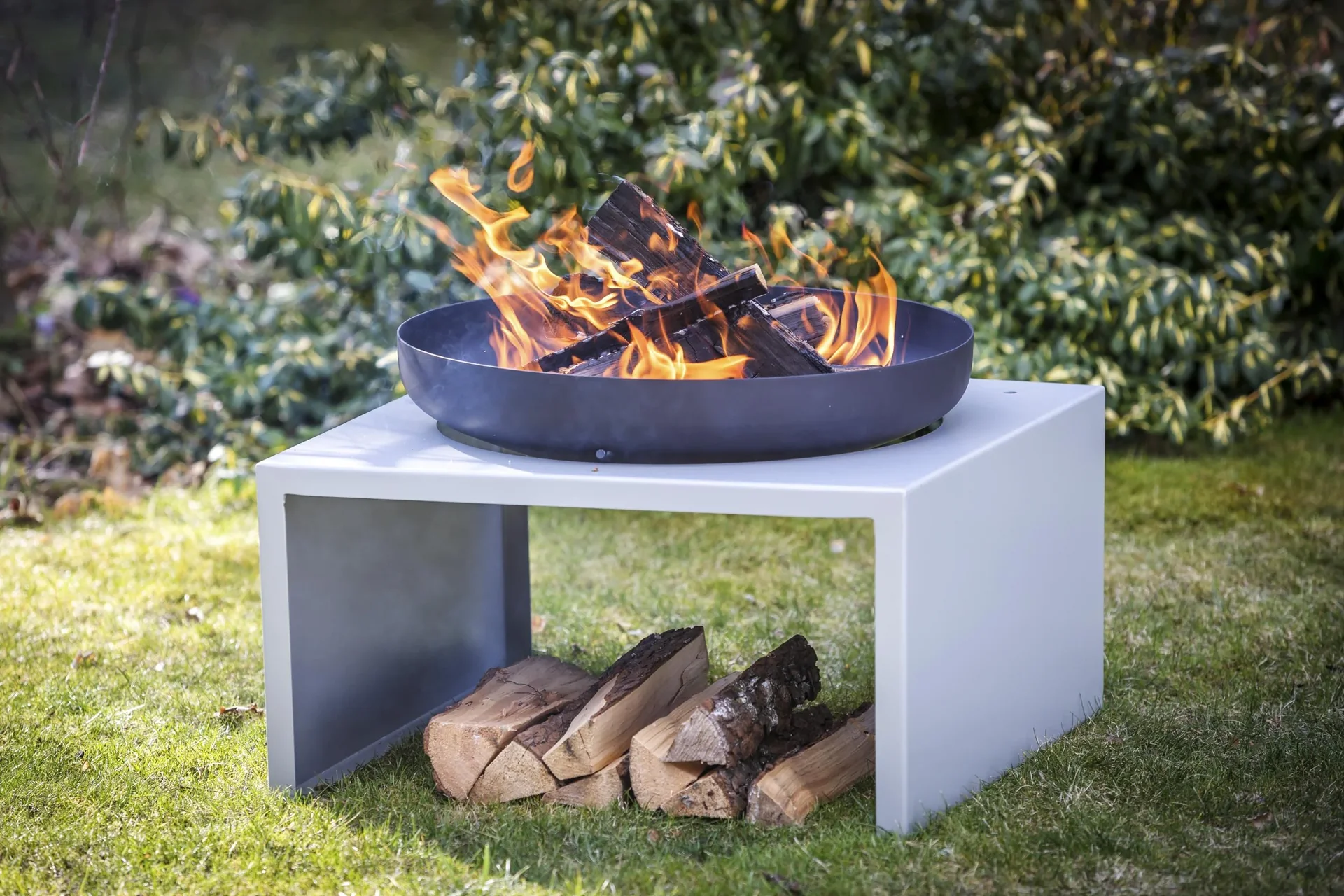 Feuerschale Moderne, mit Grillrost - 0