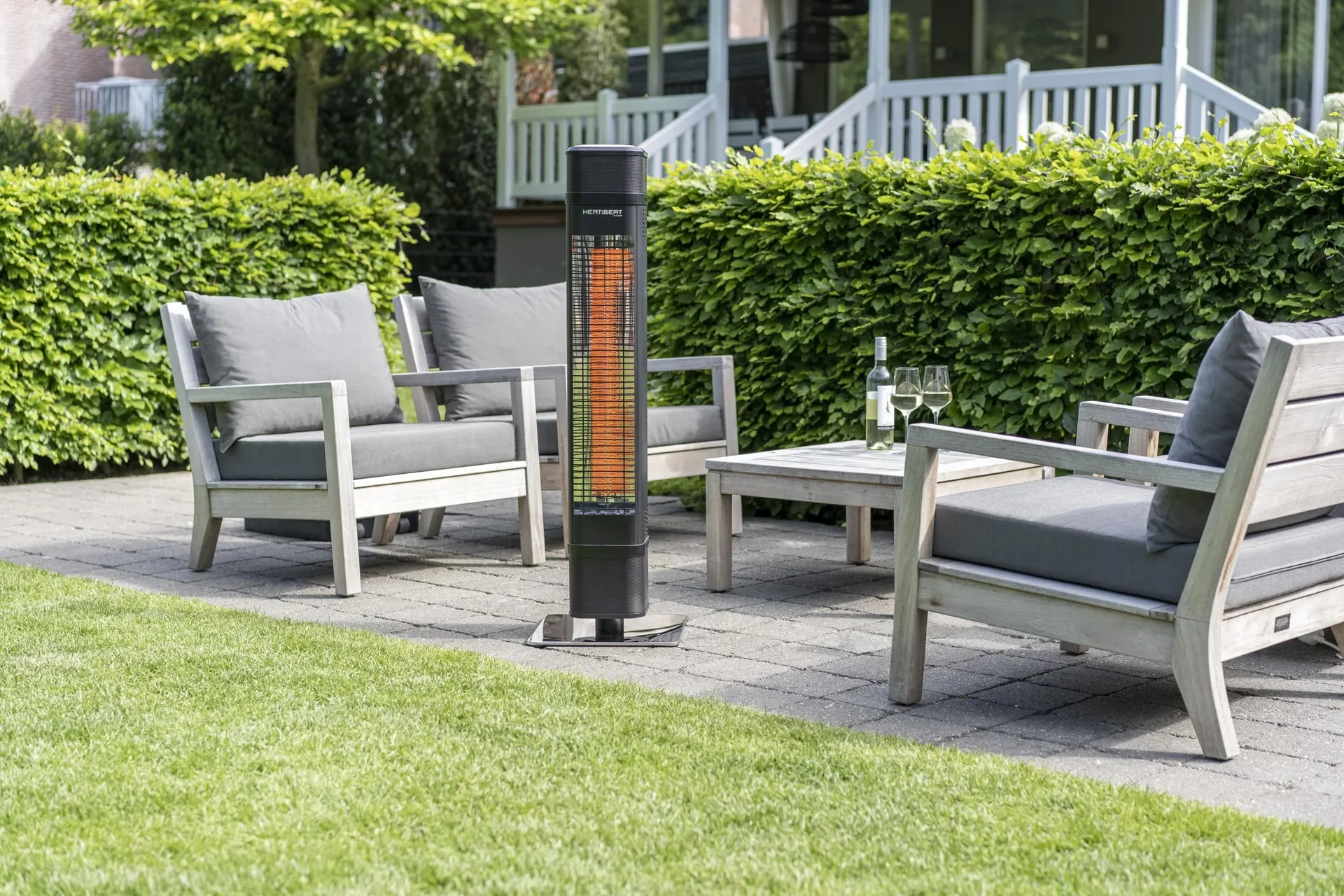Terrassenheizer Heat and Beat Tower, stehend mit integriertem Lautsprecher - 0