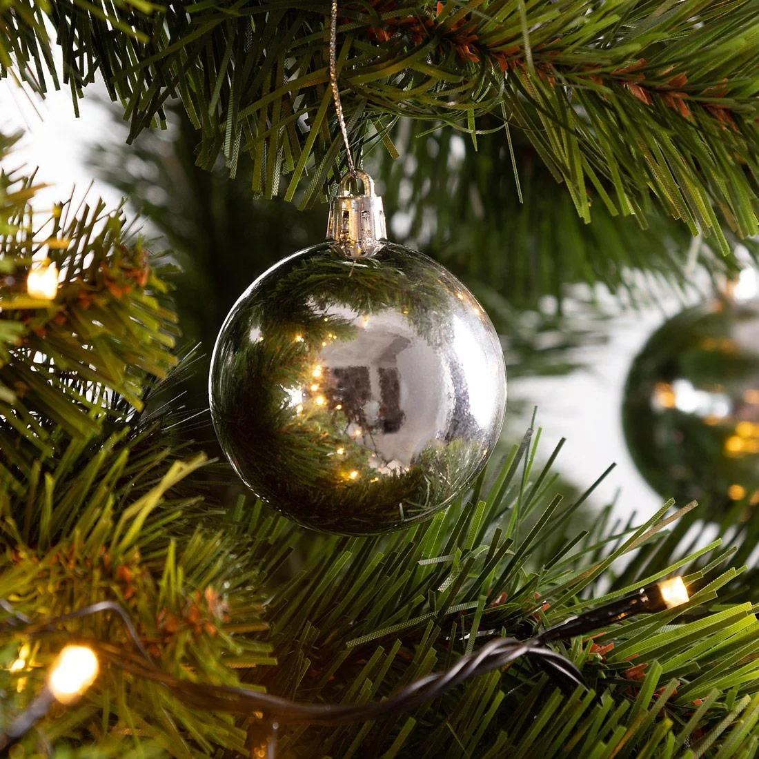 Weihnachtskugeln 24 Stück Silber - Durchmesser 6cm - 7