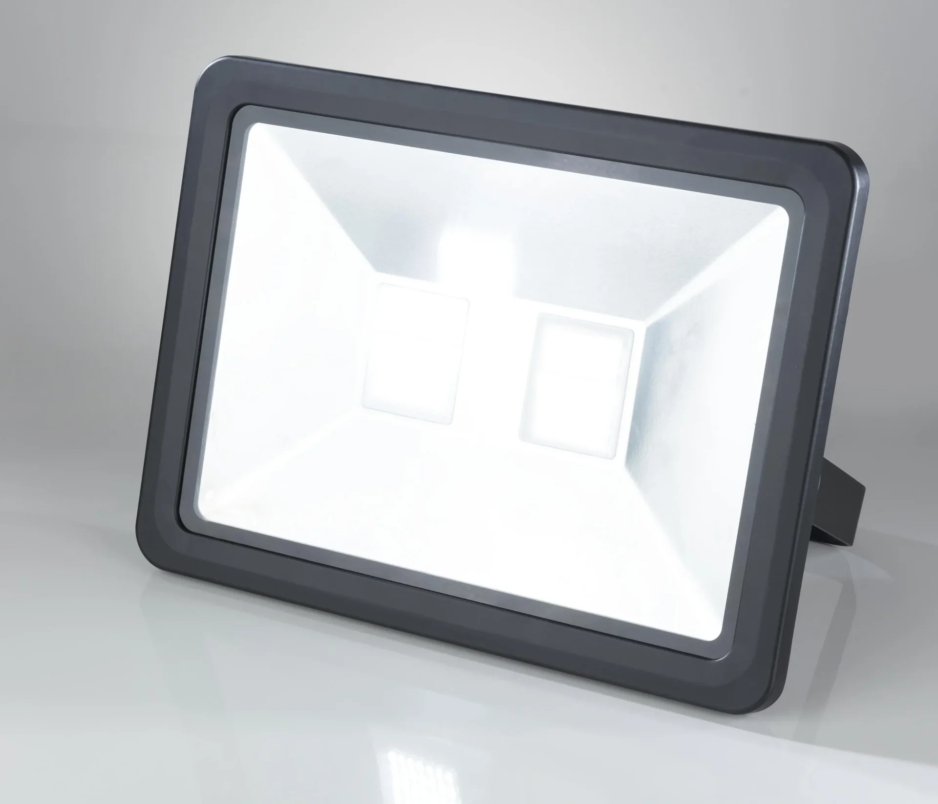 LED Fluter mit Bewegungsmelder, 20 Watt, 1600 Lumen, IP44 - 5
