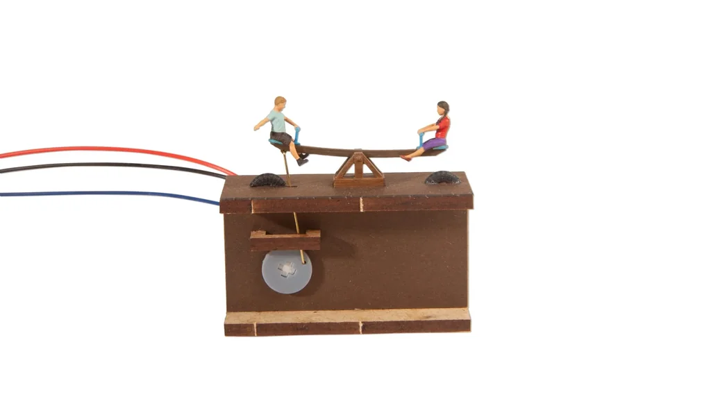 H0 Micromotion Kinderwippe