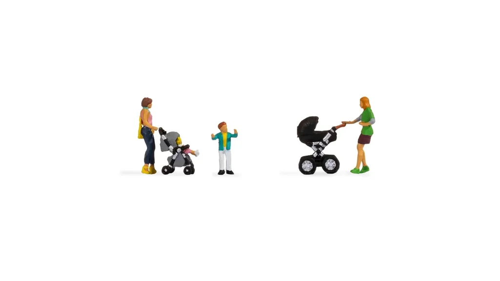 Mütter mit Kindern, 4 Figuren, 2 Kinderwagen