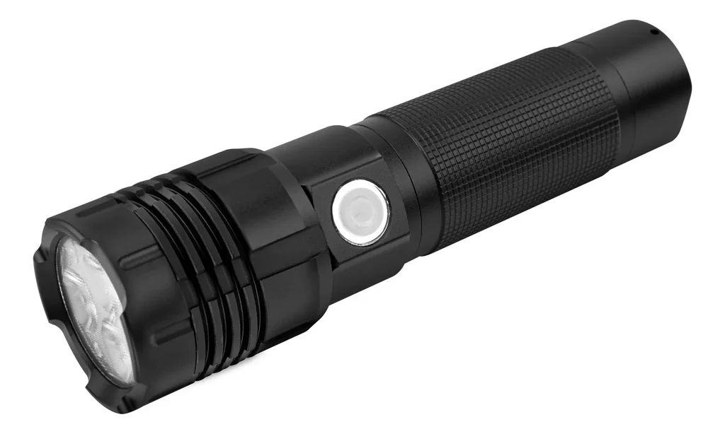 Professionelle LED-Metalltaschenlampe mit 3x10W Hochleistungs-LEDs sowie einer Speziallinse, wiederaufladbar