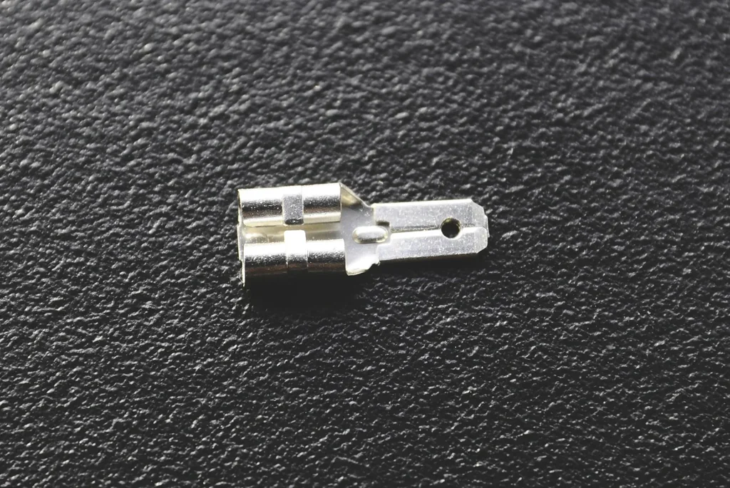 Batterieadapter von 6,3 mm auf 4,8 mm - 4er Pack (passend für 2 Akkus)