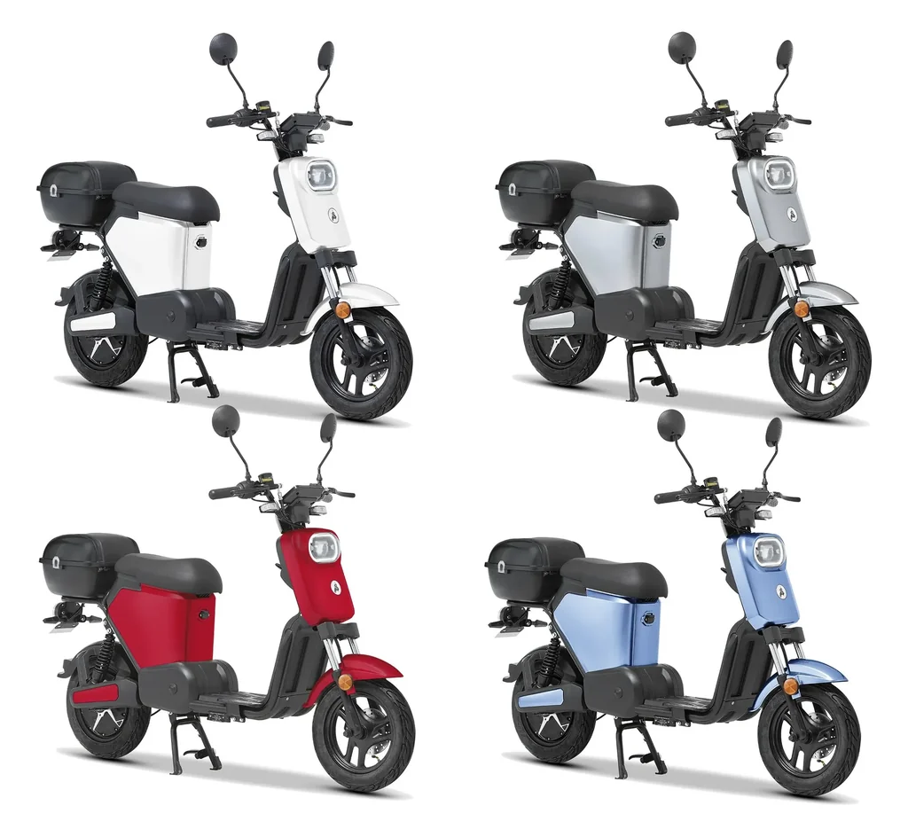 E-Roller "Messina" 20 km/h silber - Sparsam - Effizient dank hochwertigem Radnabenmotor und Lithium-Akku