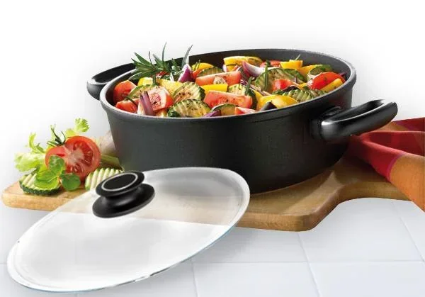 Schmortopf mit Glasdeckel, 24 cm, 8 cm hoch