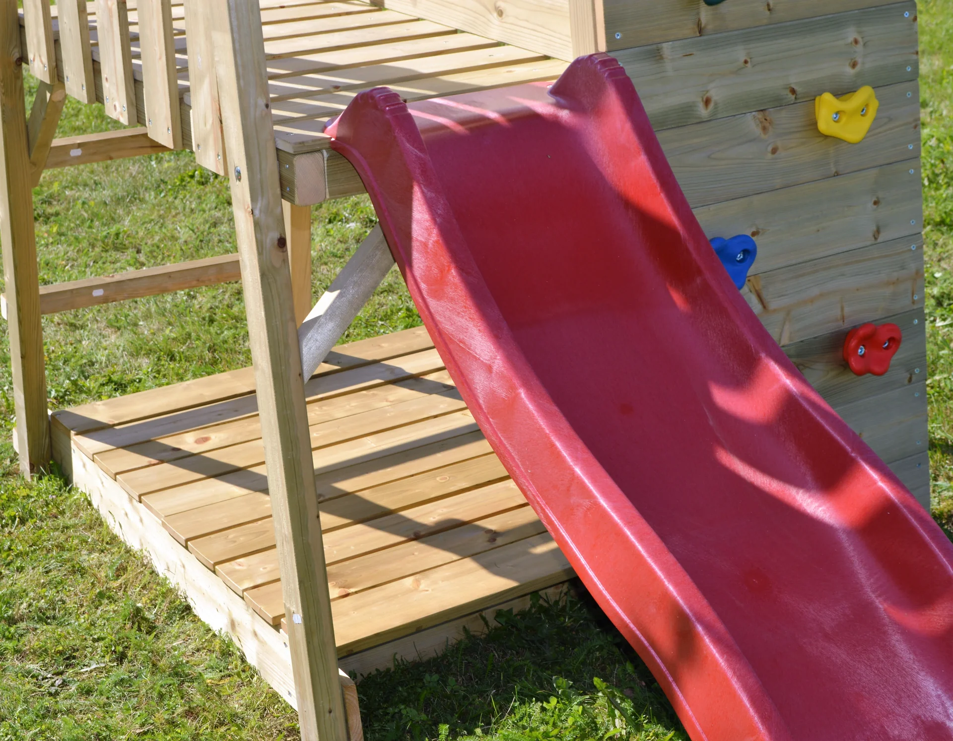 Spielturm Salamander