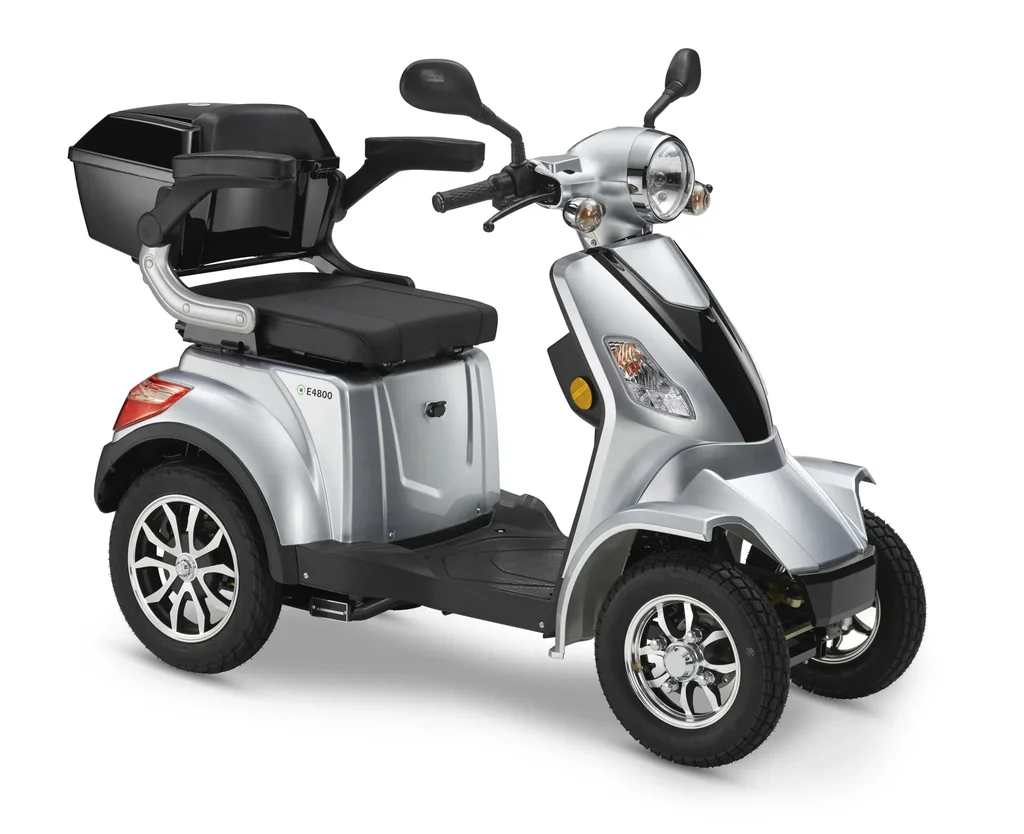 E-Vierrad Luxxon E4800 20 km/h (Mofa-Klasse), keine Helmpflicht, silber