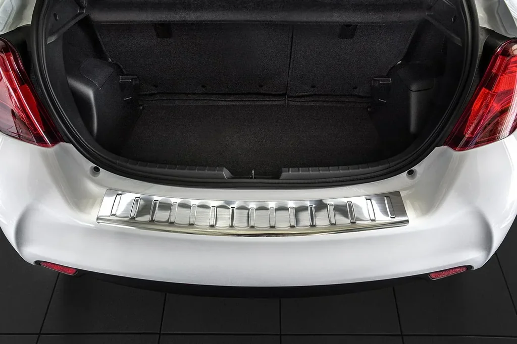 Ladekantenschutz für Toyota Yaris III 5D FL, Baujahr 2014-2017, FL 2017>