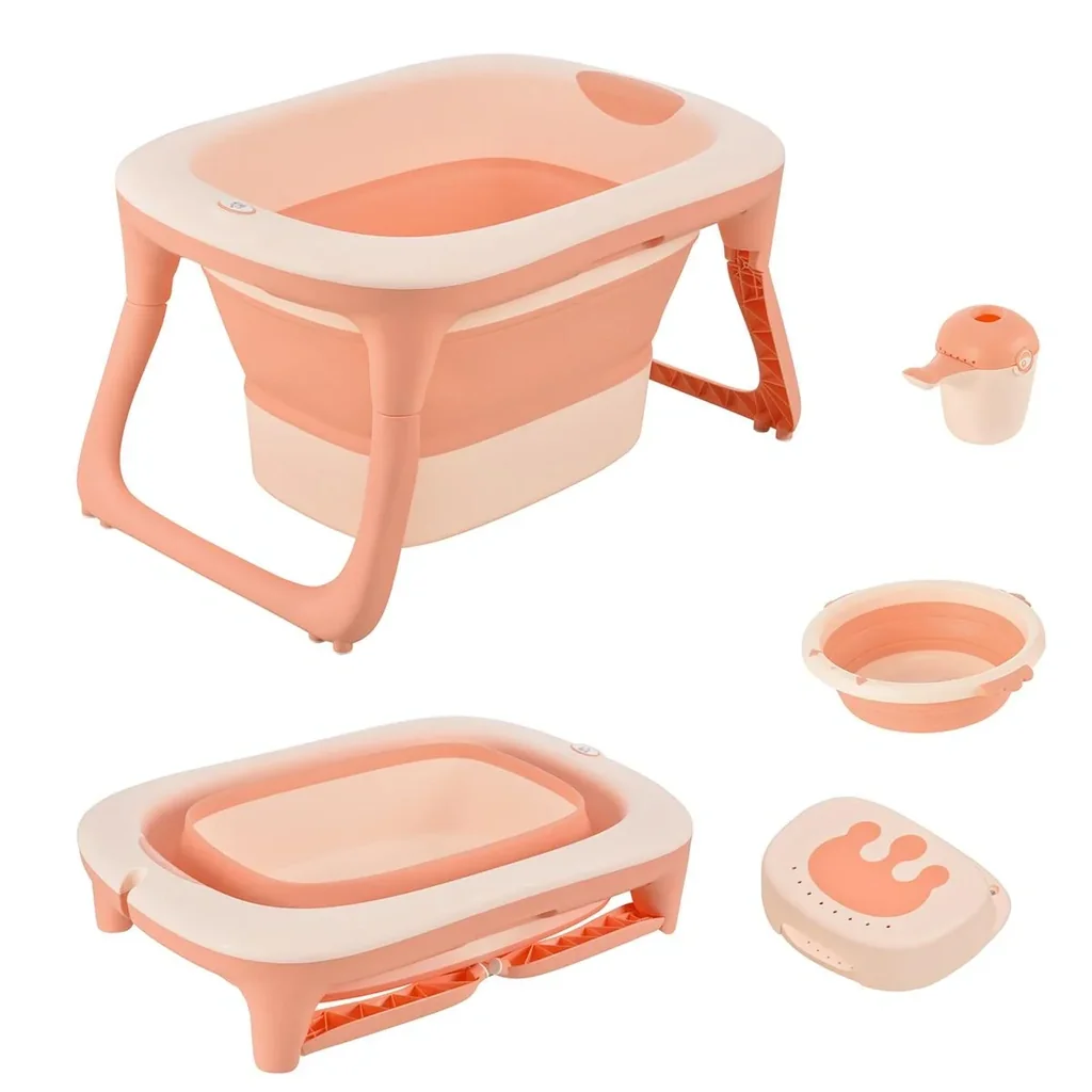Babybadewanne mit Waschbecken und Shampoobecher