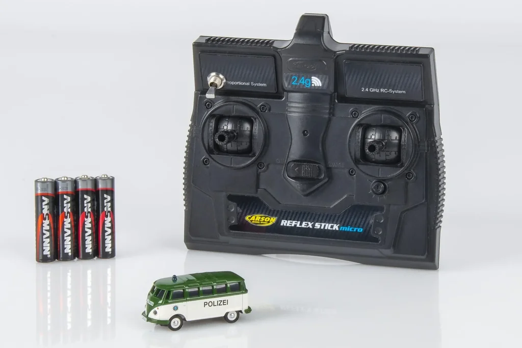 1:87 VW T1 Samba Bus Polizei 2.4G RTR