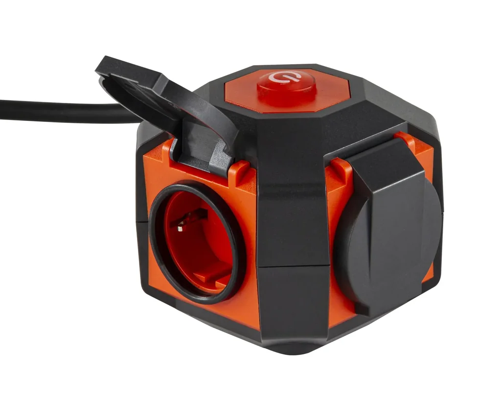 4-fach Steckdosenwürfel Powerglobe für Hobby und Werkstatt IP44