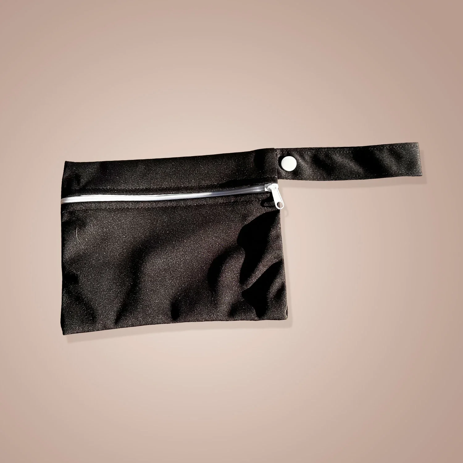 "Weekiss Wetbag, Period Bag, Farbe Weekiss: Schwarz image"
