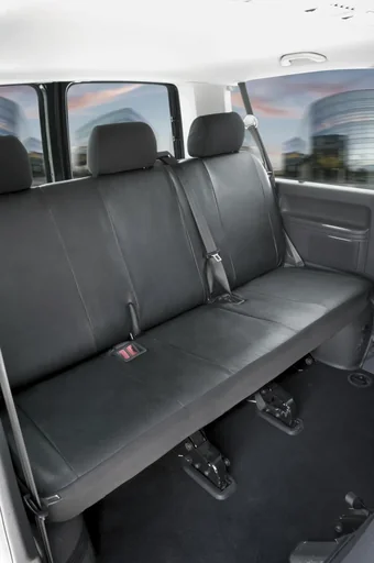 "Passform Sitzbezüge VW T6 für 3er Bank hinten aus Kunstleder ab Baujahr 07/2015 bis heute image"