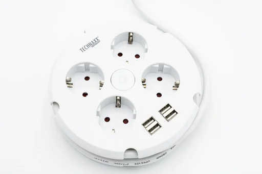 "Steckdosenleiste mit Kabeltrommel und USB-A, 4-fach image"