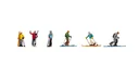 Skitourengeher, 3x Figuren auf Skieren + 3x Figuren mit Skiern tragend, Spur H0